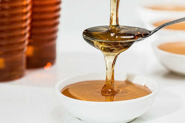 蜂蜜水减肥法的原理，蜂蜜还可以怎么吃减肥